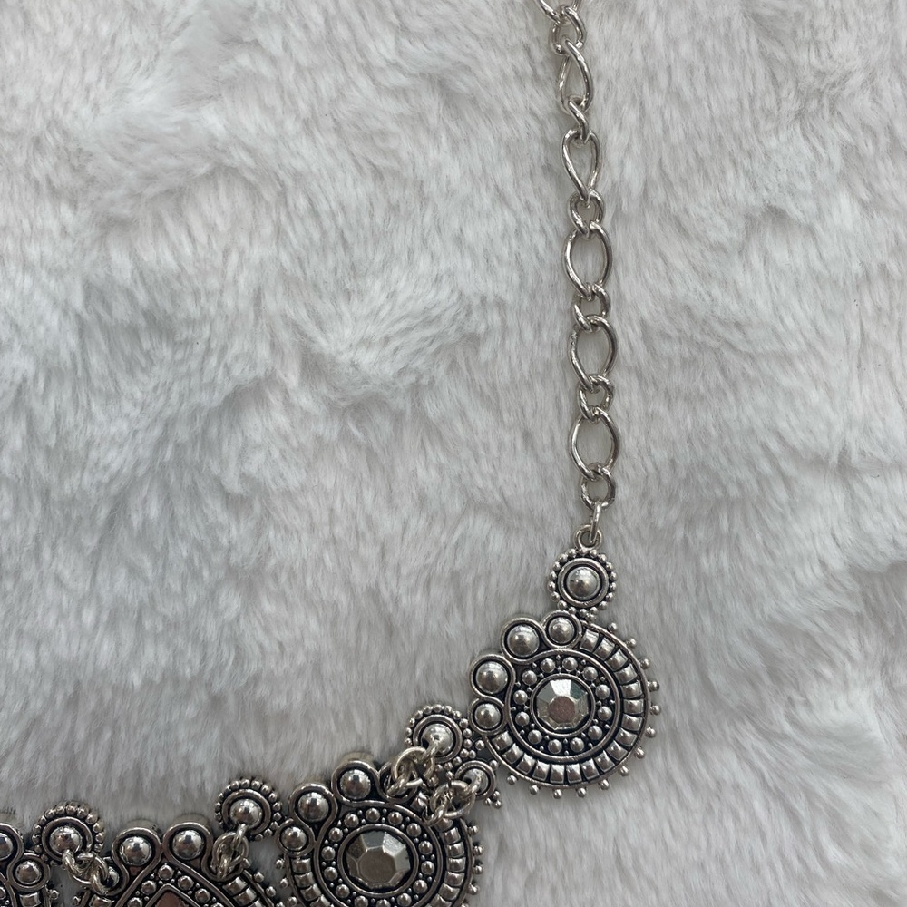 Chunky Collar Necklace Women’s Costume Jewelry Silver Blue - Picture 7 of 8